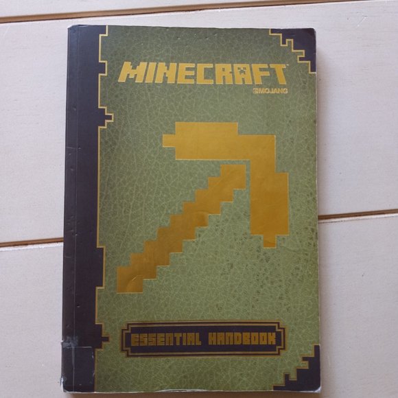 Minecraft Scholastic Handbooks Collection - Picture 4 of 10